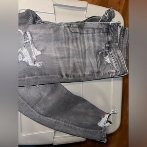 Women’s American Eagle jeans